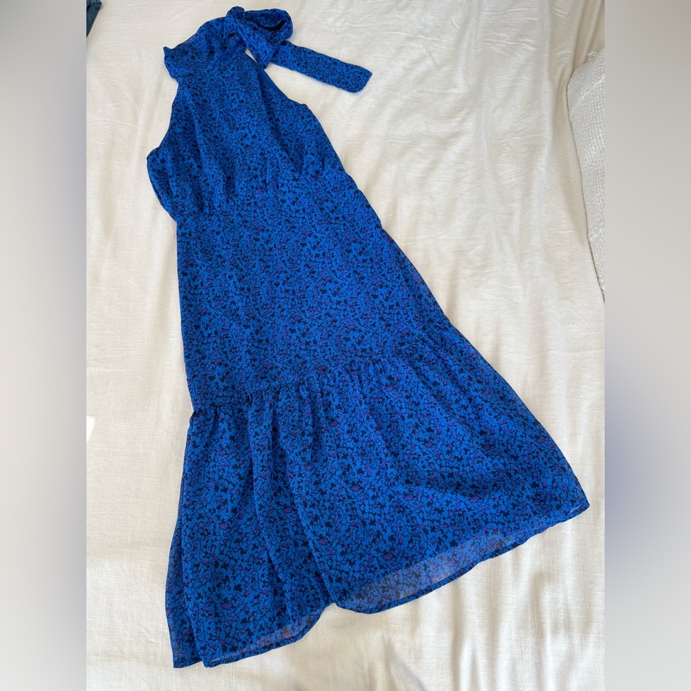 TCEC for Vici tie neck Blue Sunday morning Floral tiered midi Dress size small